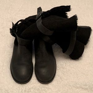 EMU faux shearling (lamb skin) lined calf boots.